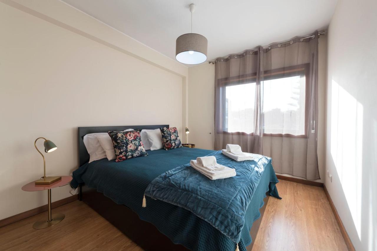 Lovelystay - Homey Feeling Flat W/ Free Parking Porto Luaran gambar